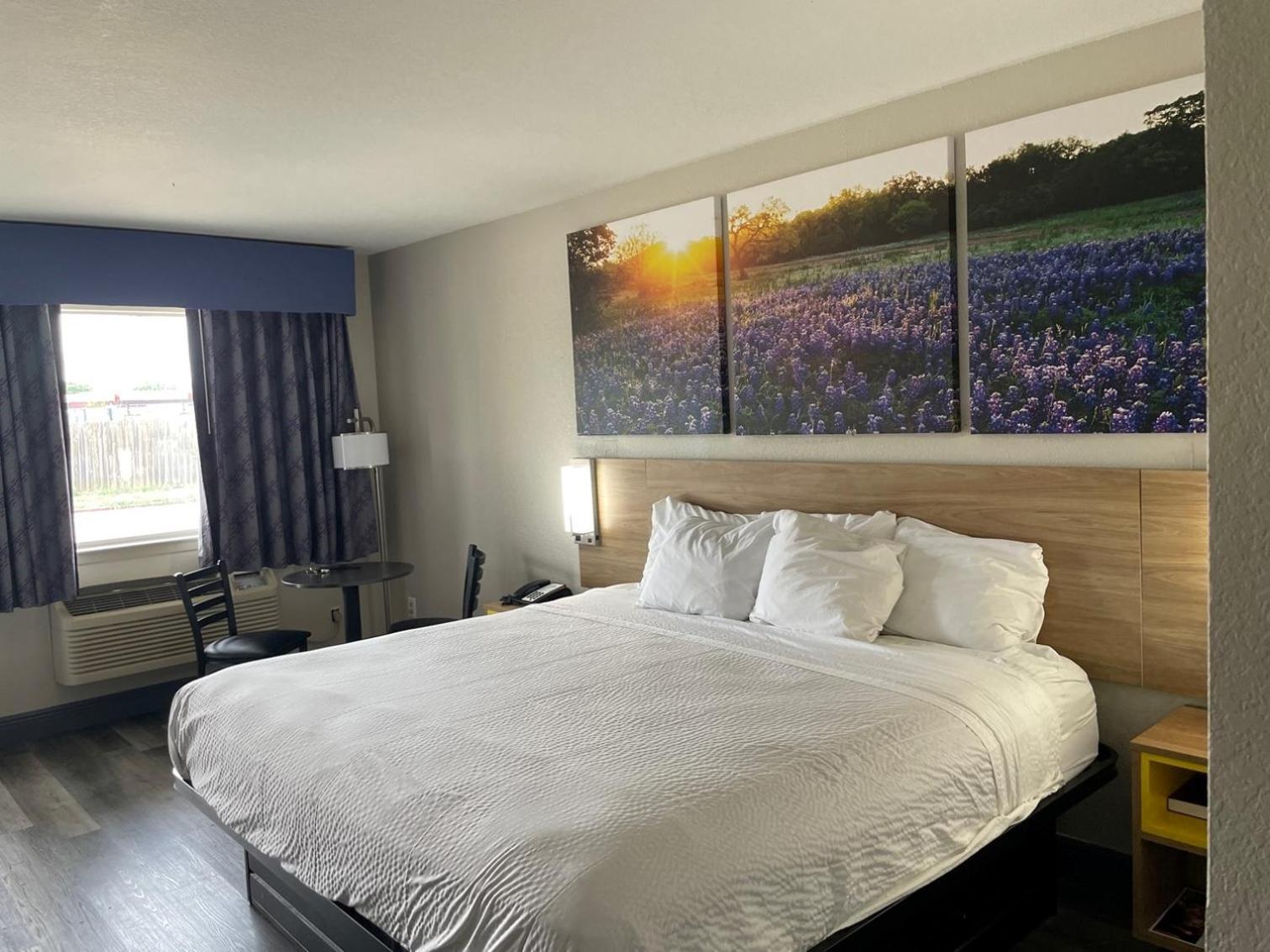 Days Inn By Wyndham San Antonio Southeast Frost Bank Center Kültér fotó